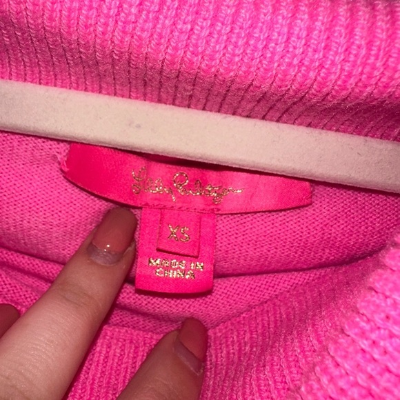 Lilly Pulitzer Neon Pink Knit off the shoulder sweater XS fall winter vibrant - Picture 3 of 4